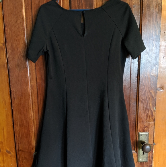 My Michelle black dress - Picture 2 of 3